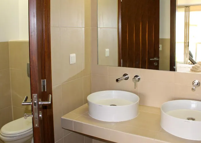 Herdade Dos Salgados, T2 12b 4c, Lagoas *