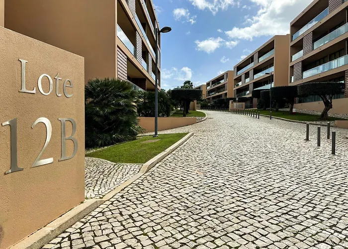 Herdade Dos Salgados, T2 12b 4c, Lagoas *